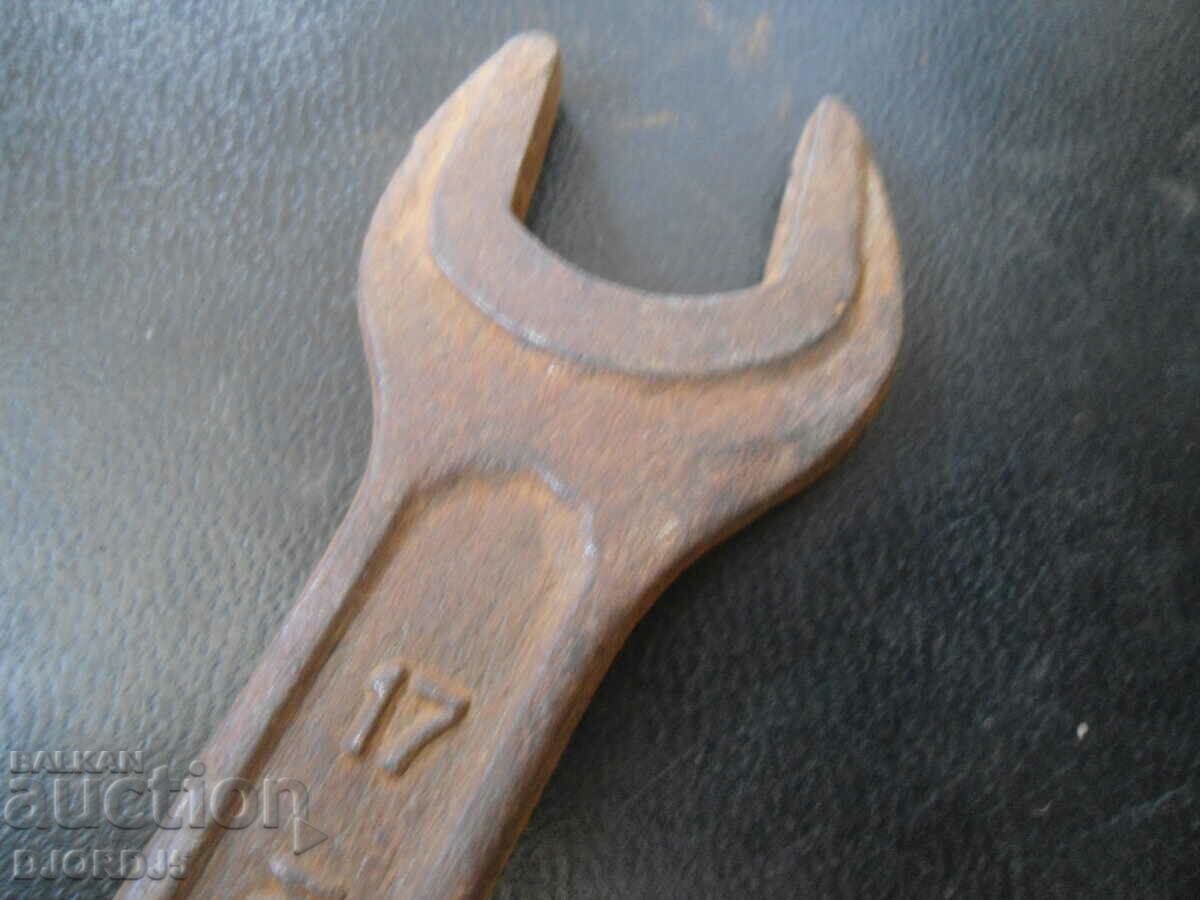 Auction  Old key 17-19, USSR