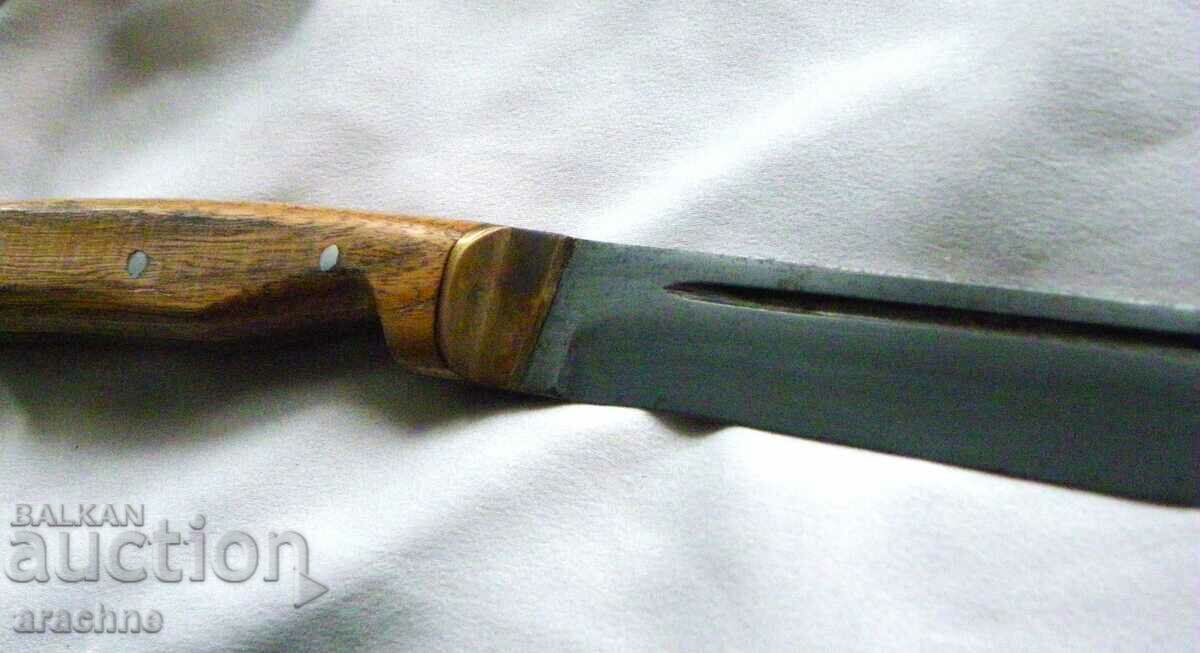 A large hand-forged knife - 6 A large hand-forged knife - 6