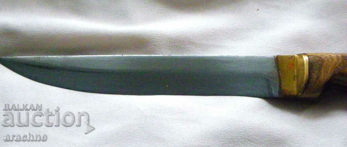 A large hand-forged knife - 7 A large hand-forged knife - 7