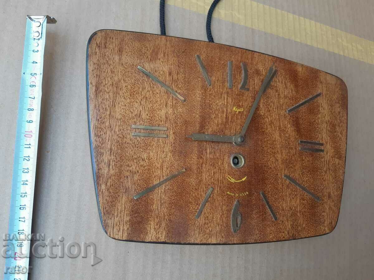 Wall WEEKLY clock MAYAK. Works, has a key with price 30.00 BGN | € 15.34 Wall WEEKLY clock MAYAK. Works, has a key with price 30.00 BGN | € 15.34