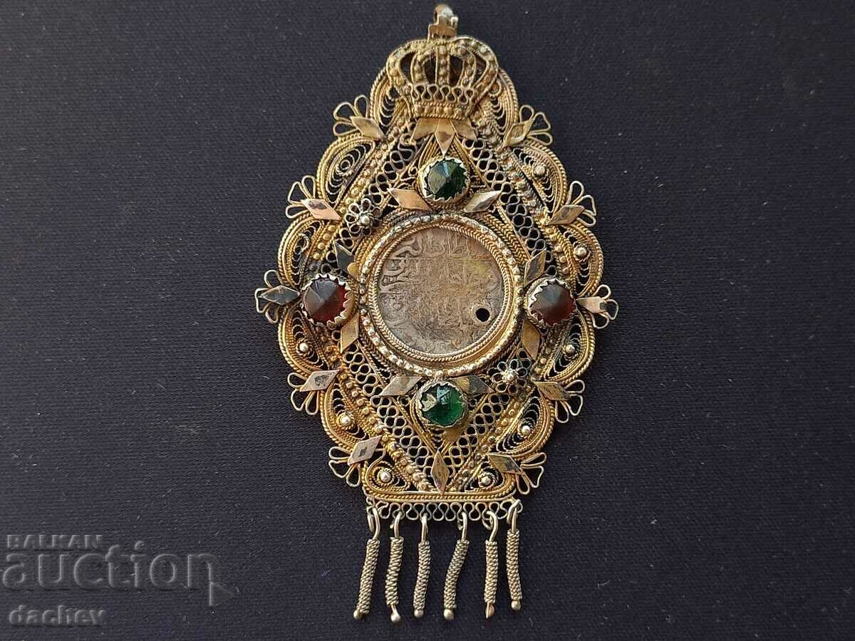 Renaissance Silver Filigree Gilt Medallion Costume Jewelry