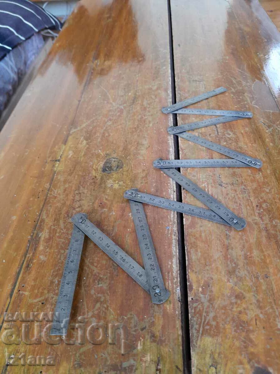 Licitație Contor pliabil din metal vechi