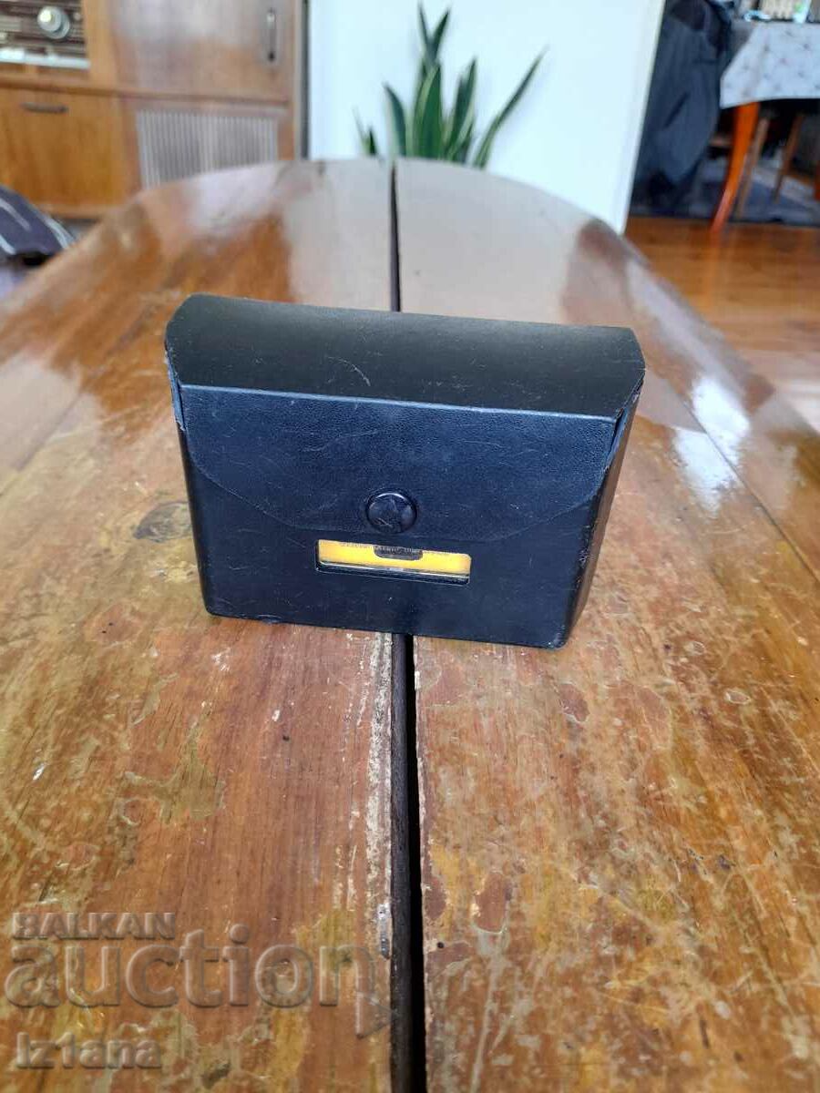 Kodak Instematic 25 camera with price 42.00 BGN | € 21.47 Kodak Instematic 25 camera with price 42.00 BGN | € 21.47