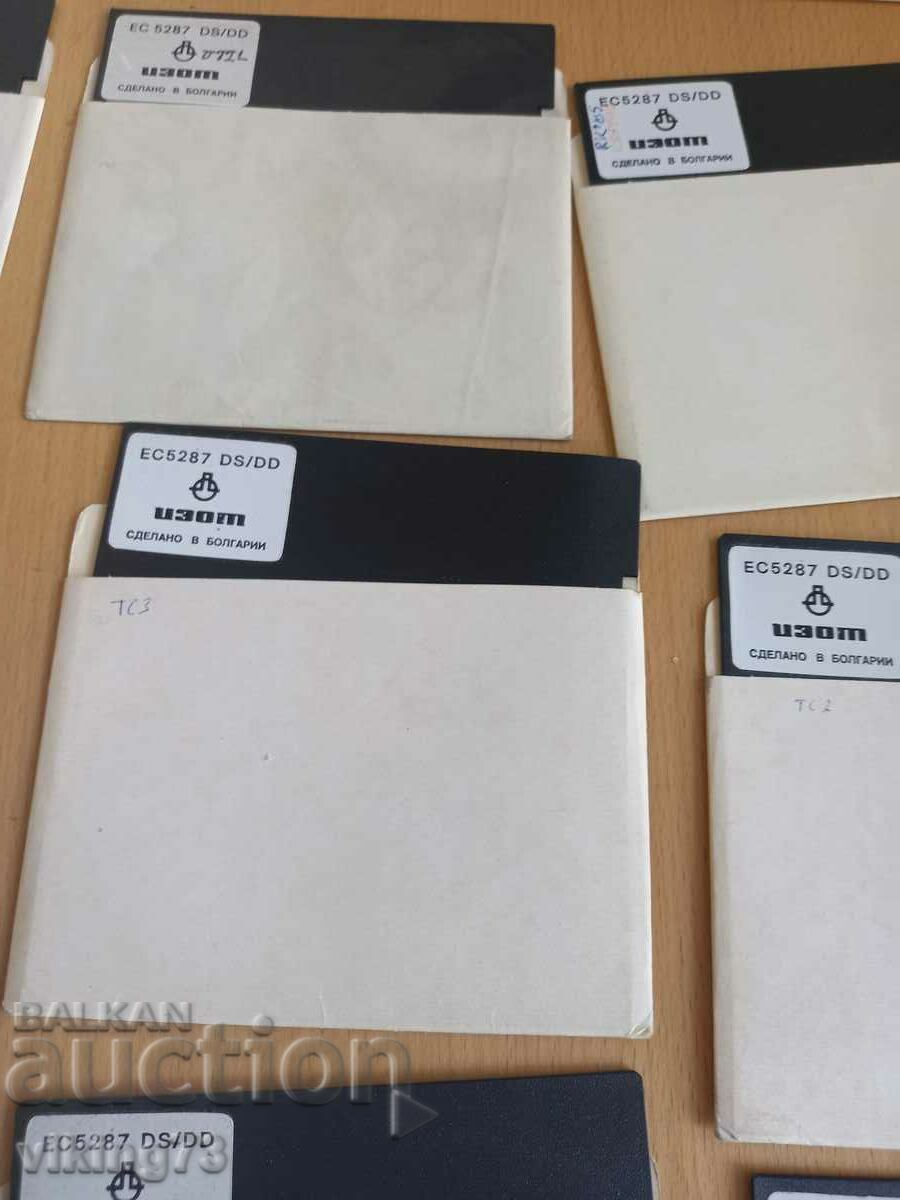 Diskettes Izot 5.25DS/DD with price 1.00 BGN | € 0.51 Diskettes Izot 5.25DS/DD with price 1.00 BGN | € 0.51