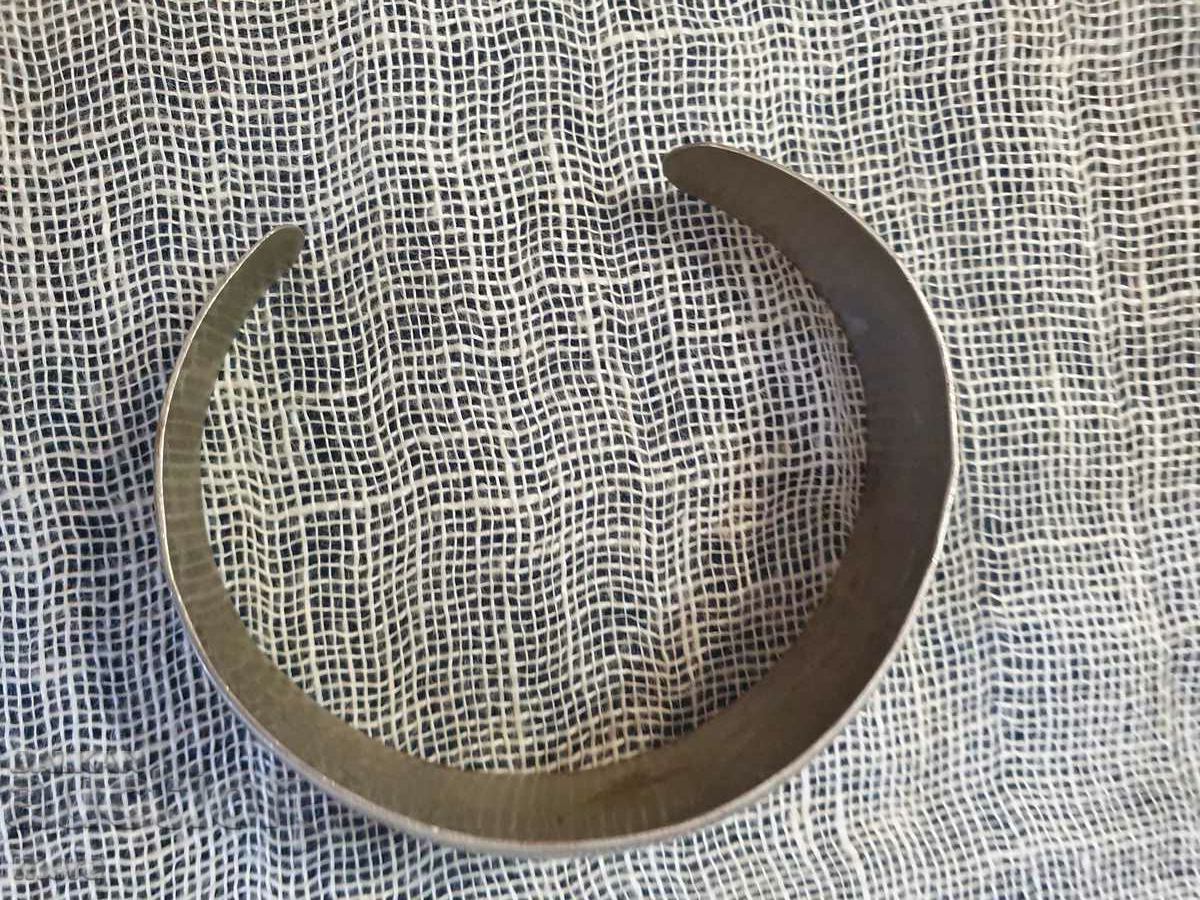 Antique metal niello bracelet with price 35.00 BGN | € 17.90