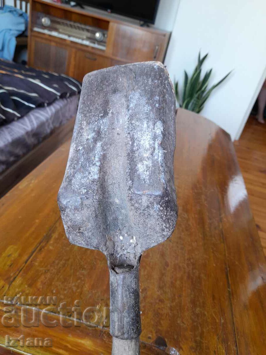 Παράδοση Παλιό φτυάρι Κιουμούρτζι Παράδοση Παλιό φτυάρι Κιουμούρτζι