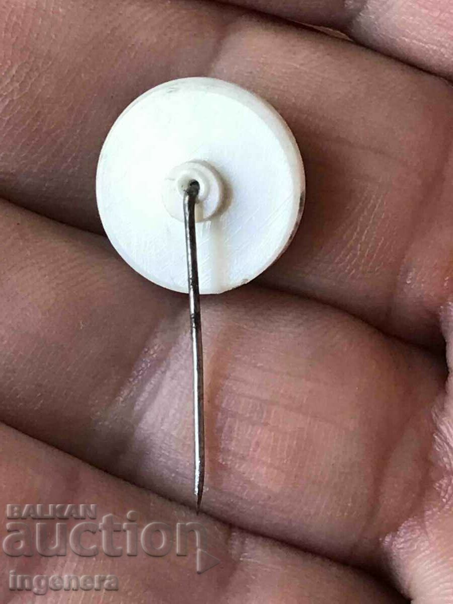 Auction STALIN BADGE Auction STALIN BADGE