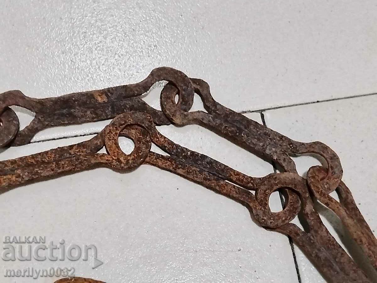 Auction Old wrought iron chain with hook, hearth chain hook chain Auction Old wrought iron chain with hook, hearth chain hook chain