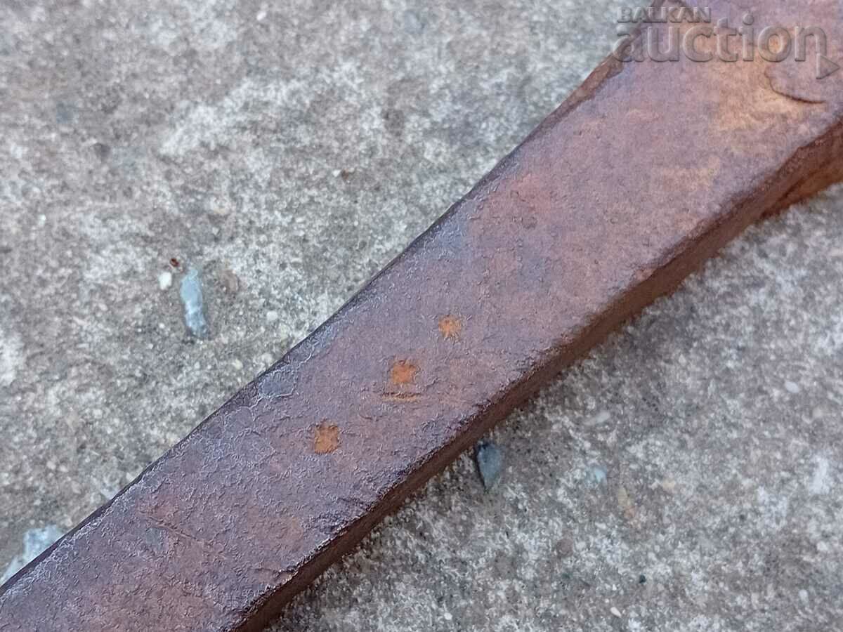 ancient primitive anvil with price 41.00 BGN | € 20.96