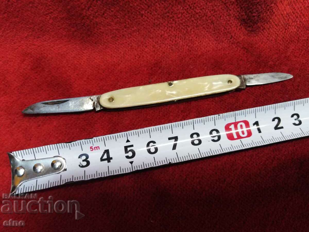 Auction BULGARIAN POCKET KNIFE Auction BULGARIAN POCKET KNIFE