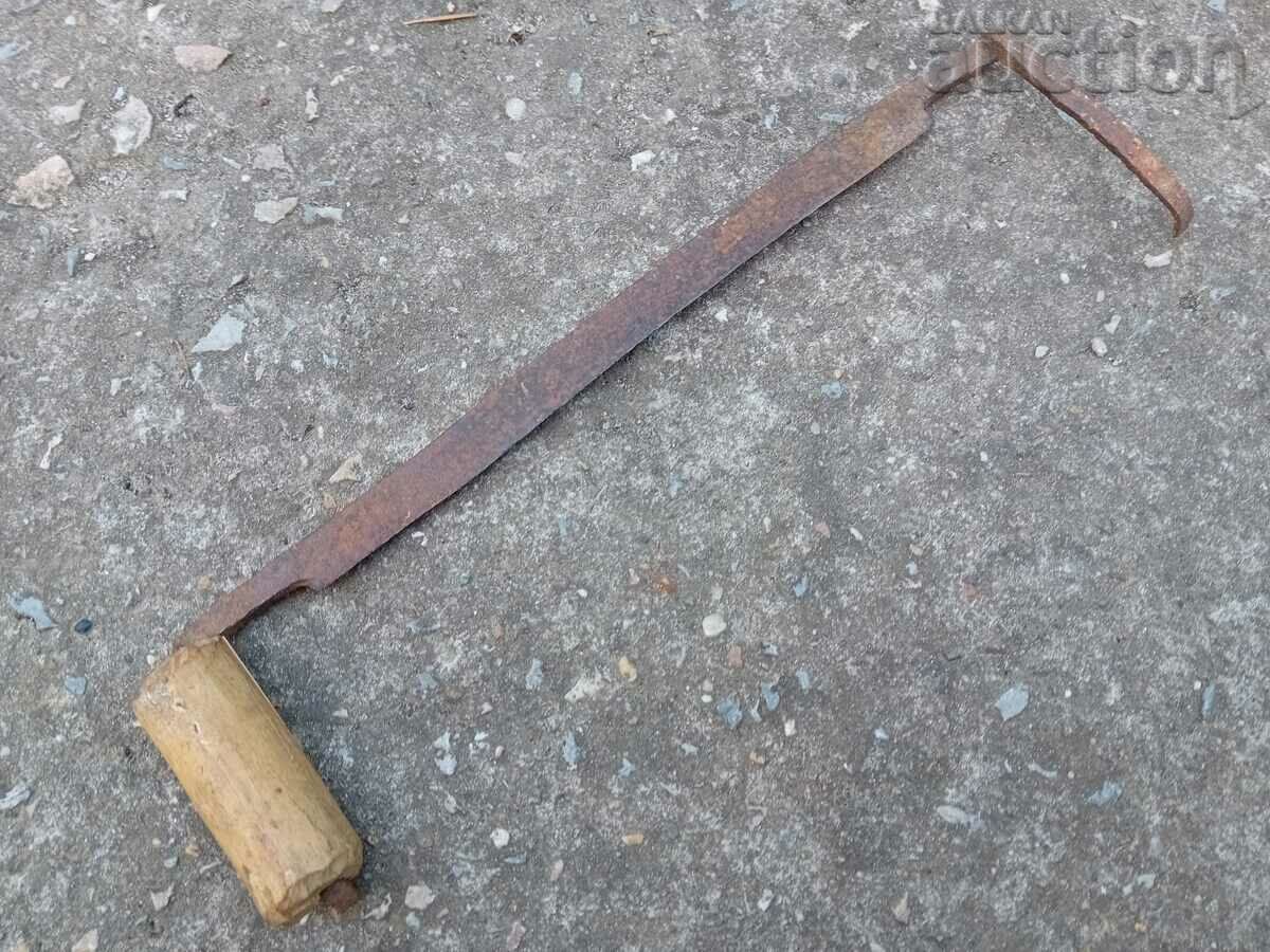 vintage rukan rokan hand forged with price 21.00 BGN | € 10.74 vintage rukan rokan hand forged with price 21.00 BGN | € 10.74