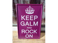 Μήνυμα επιγραφής με μεταλλική πινακίδα Keep Galm and Rock On rock tan