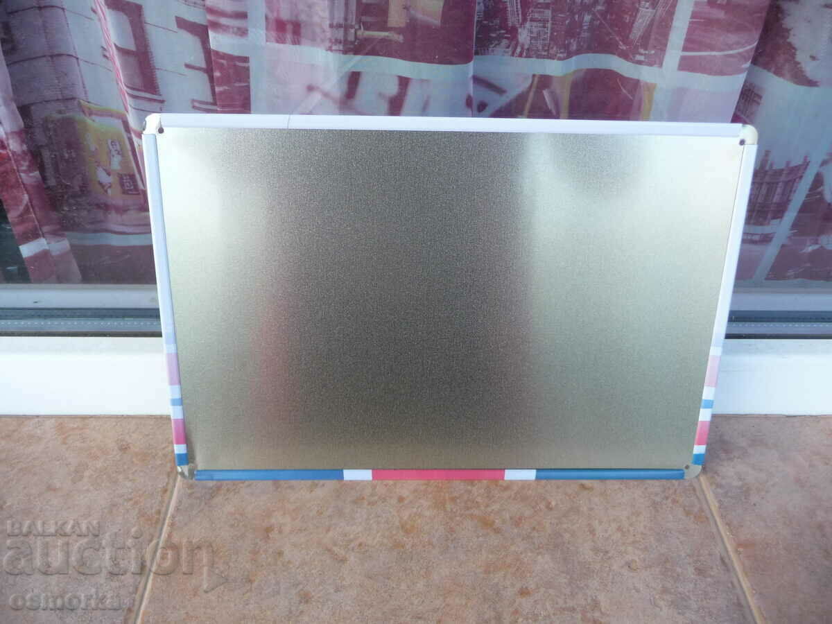 Auction Metal plate car Mini Cooper Mini Cooper white blue red Auction Metal plate car Mini Cooper Mini Cooper white blue red