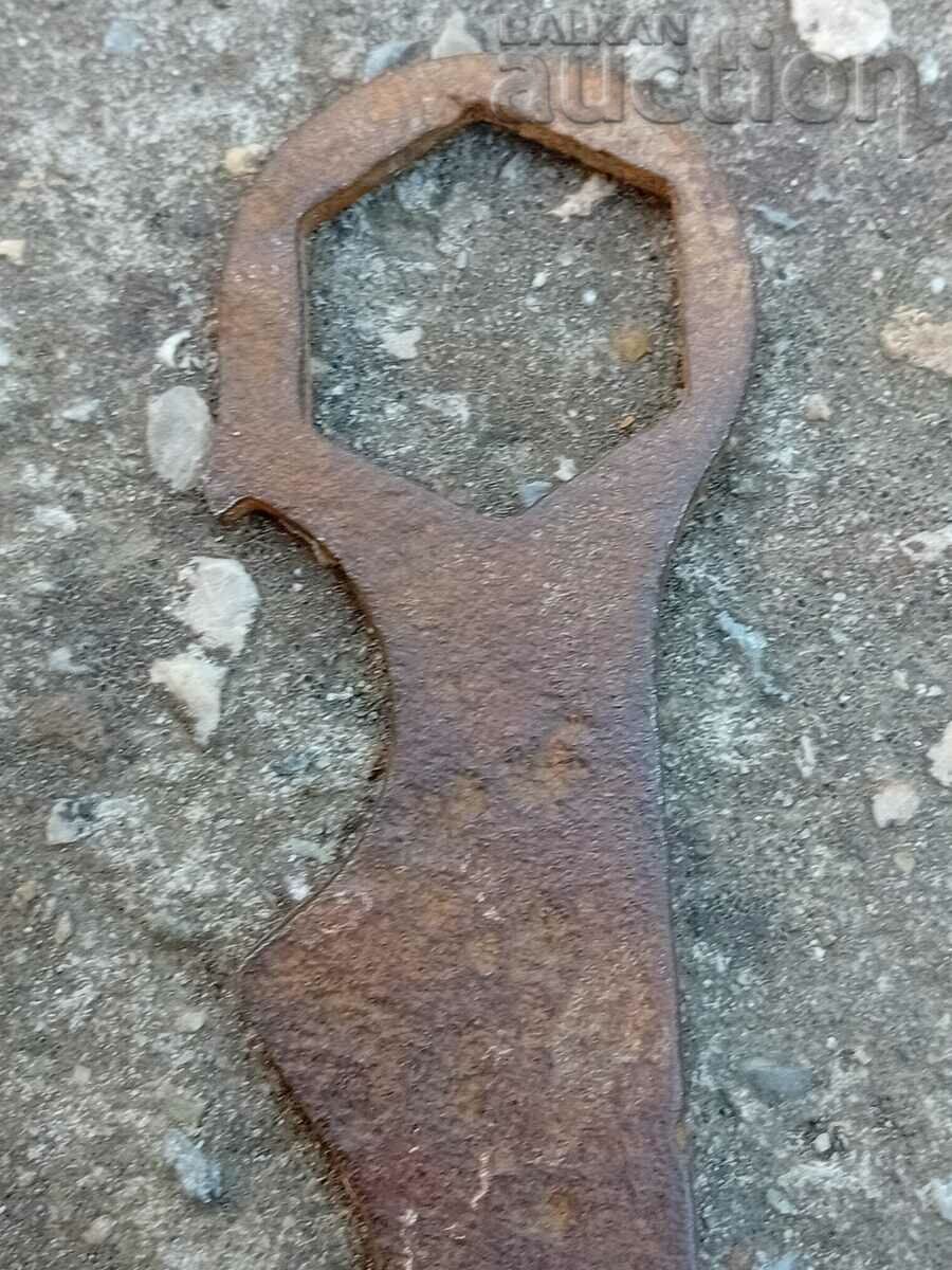 vintage key ZIP motor moped bicycle 20th century - 5 vintage key ZIP motor moped bicycle 20th century - 5