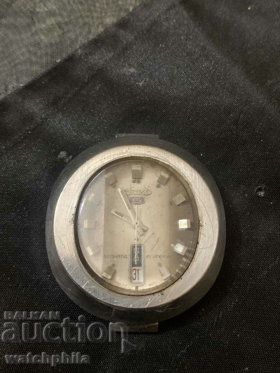 Seiko 5 6119 Men's Watch. It works. Rare model
