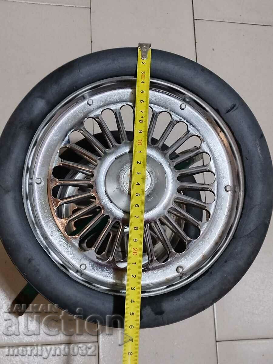 Axa spate a unei triciclete pentru copii anii 70 secolul XX NRB - 5 Axa spate a unei triciclete pentru copii anii 70 secolul XX NRB - 5