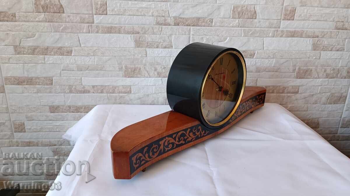 Delivery of Old Russian desk clock - Yantar / Jantar - Made in USSR Delivery of Old Russian desk clock - Yantar / Jantar - Made in USSR