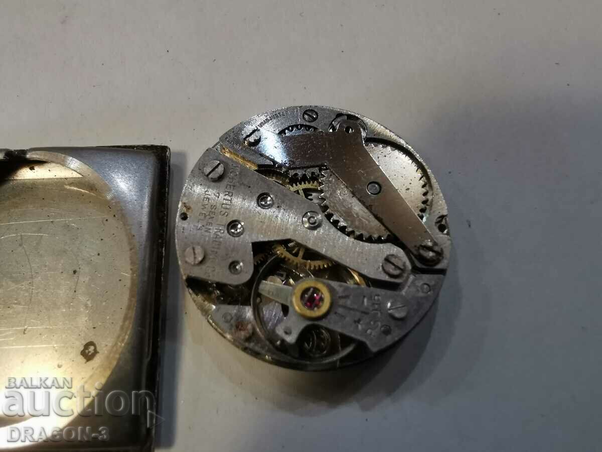 Auction  NORTHFIELDE LEVER