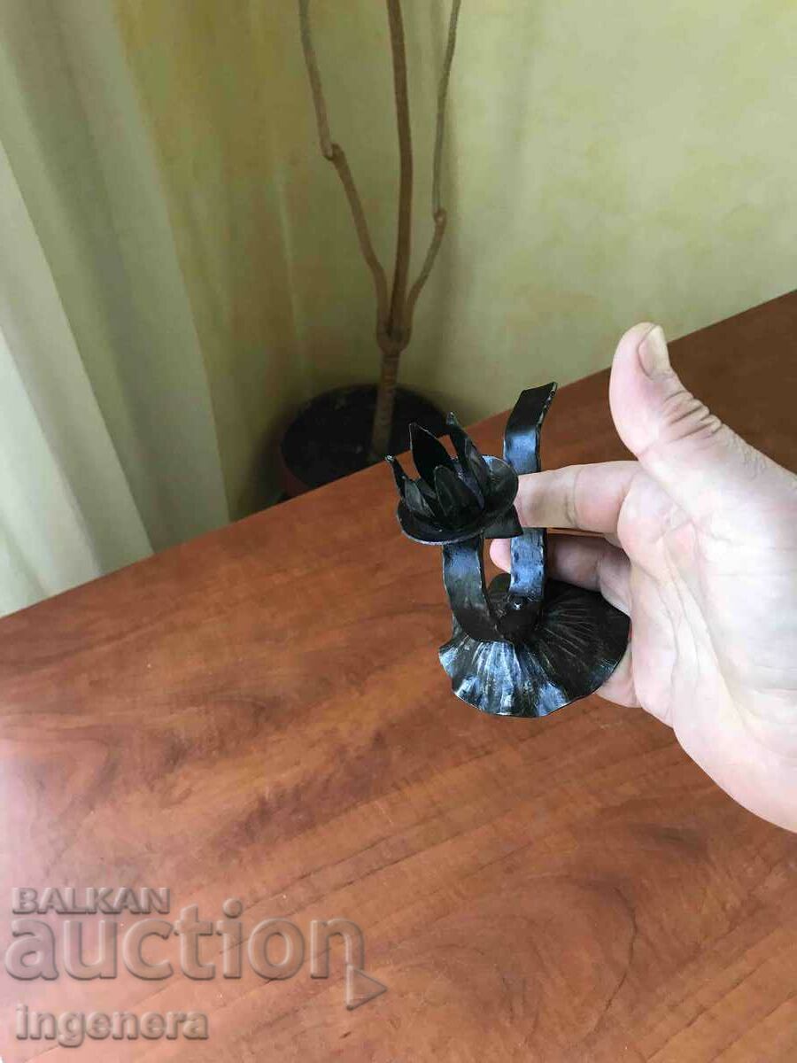 Delivery of CANDLESTICK WROUGHT IRON METAL OLD