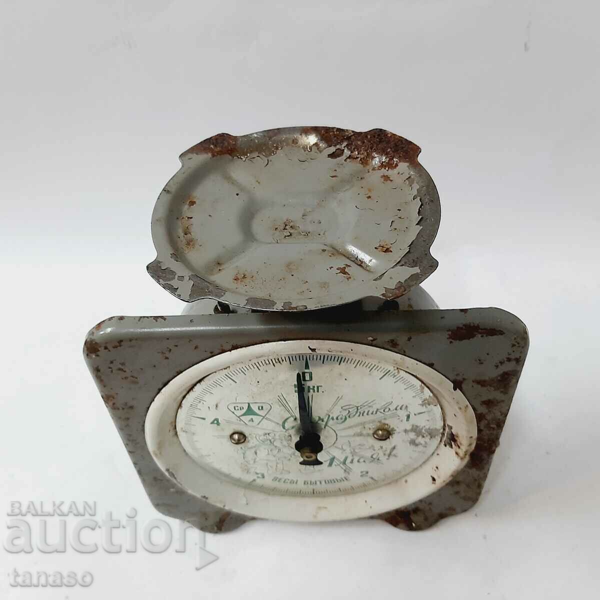 Old Soviet household scale (8.5) with price 20.00 BGN | € 10.23 Old Soviet household scale (8.5) with price 20.00 BGN | € 10.23