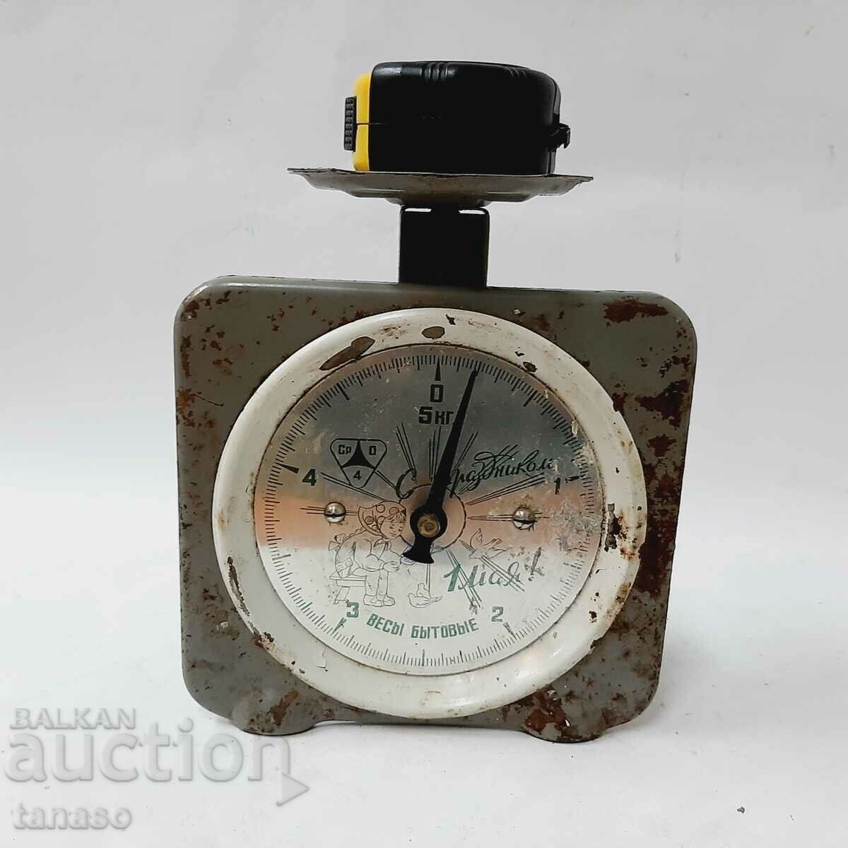 Old Soviet household scale (8.5) - 7 Old Soviet household scale (8.5) - 7