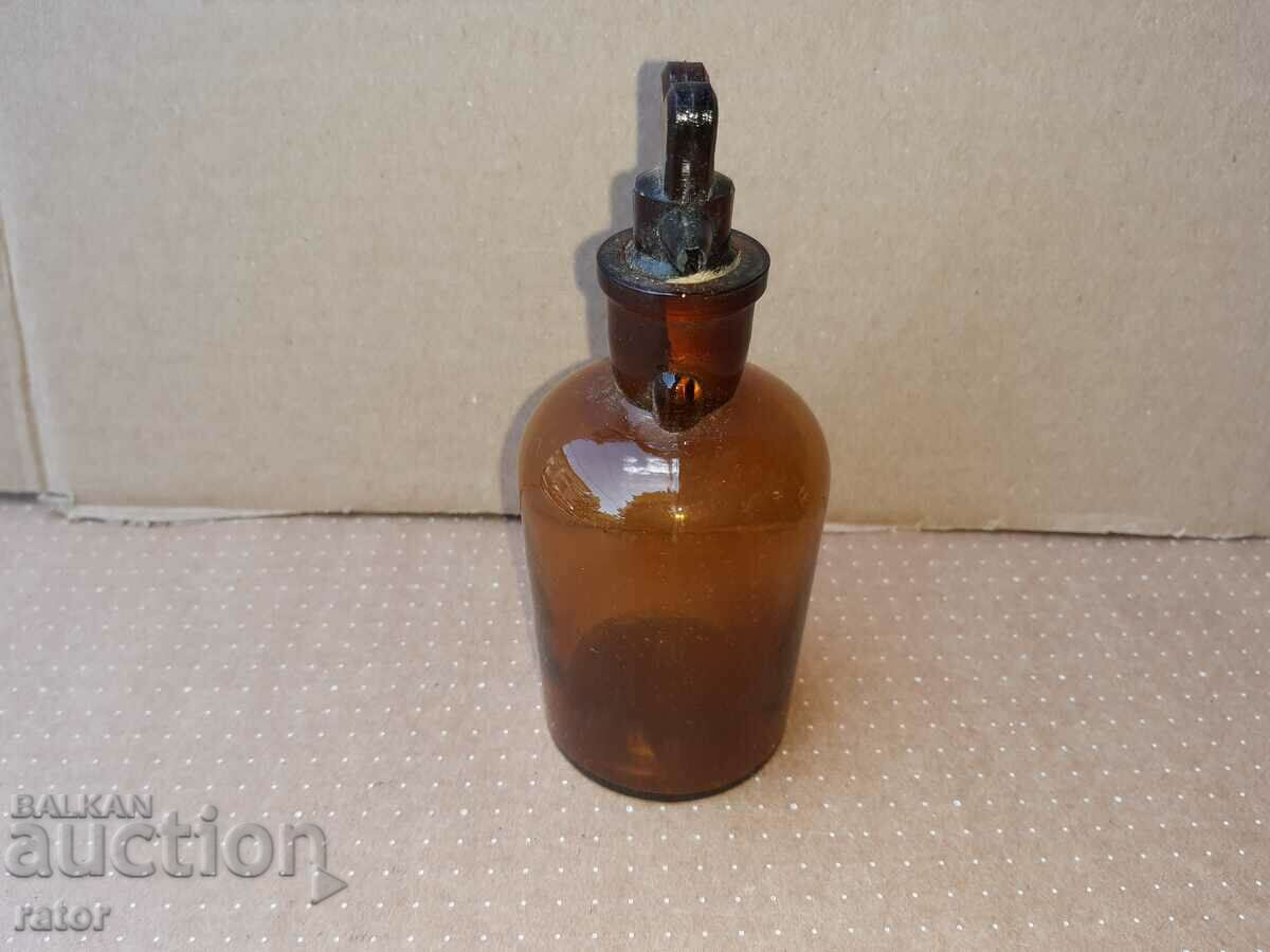 Auction Old apothecary bottle with dropper. Pharmacy glassware Auction Old apothecary bottle with dropper. Pharmacy glassware