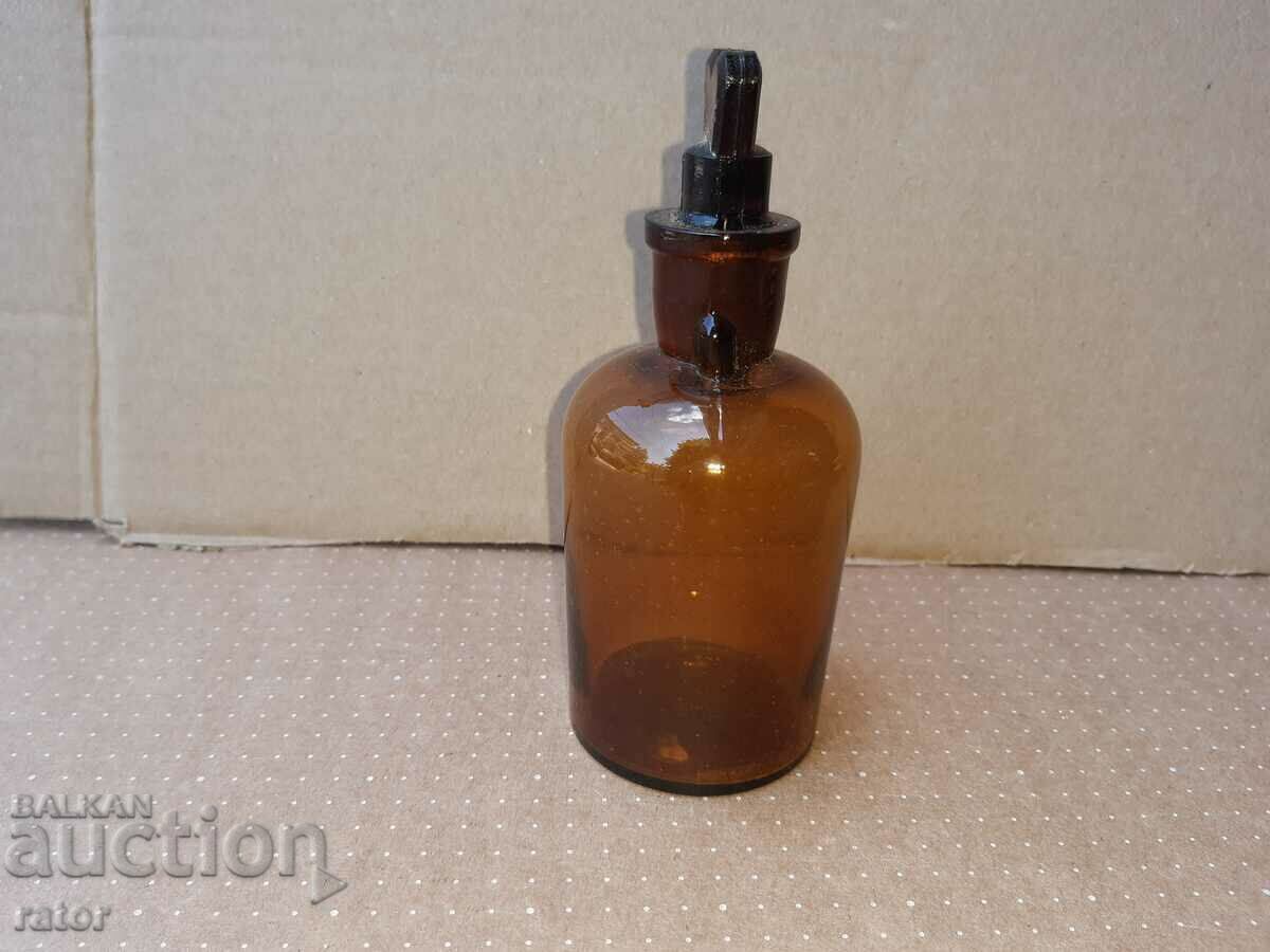 Old apothecary bottle with dropper. Pharmacy glassware - 5 Old apothecary bottle with dropper. Pharmacy glassware - 5