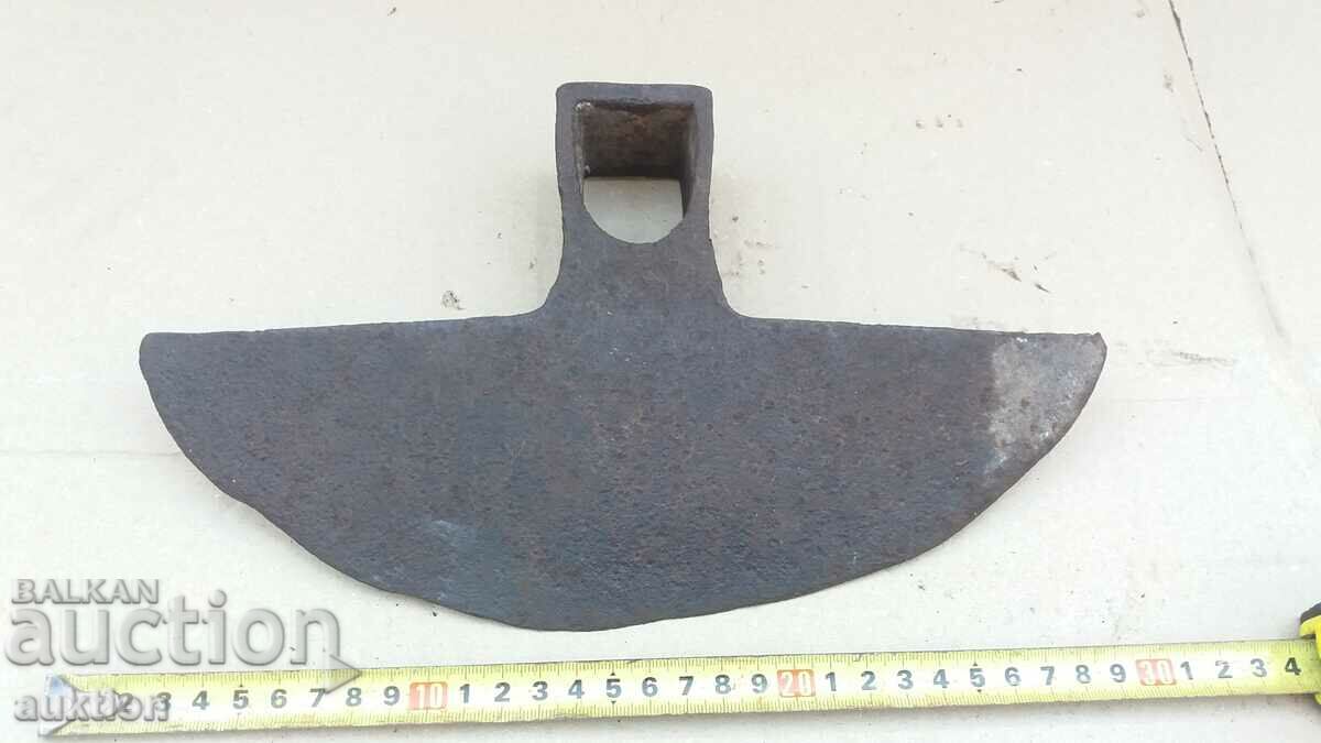 Auction  MASSIVE HOE, TOOL