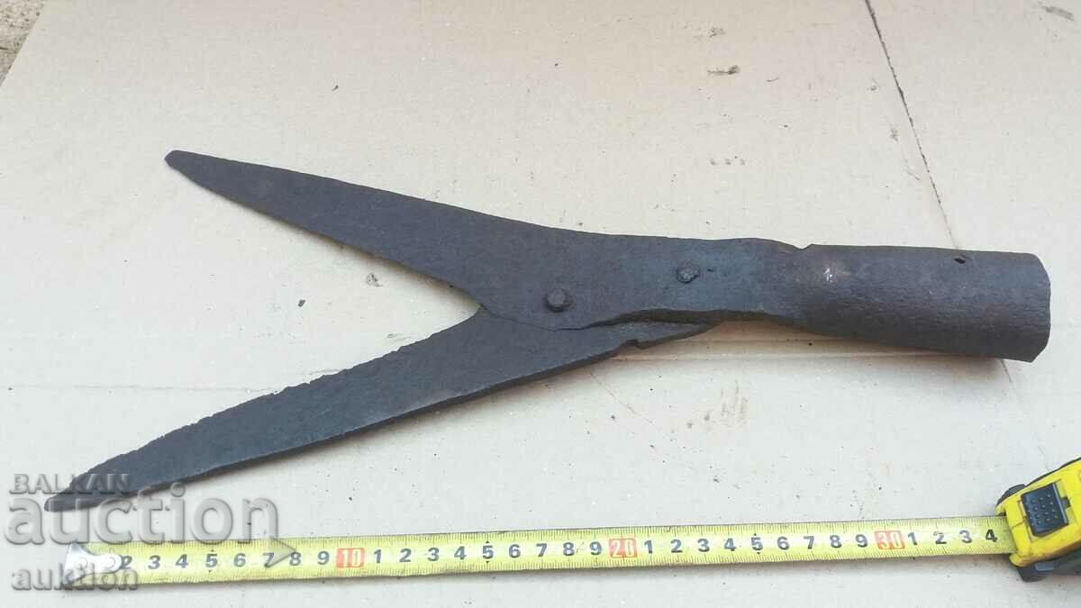 MASSIVE REVIVAL BLADE FOR CUTTING BUSHES, THORNS - 5 MASSIVE REVIVAL BLADE FOR CUTTING BUSHES, THORNS - 5