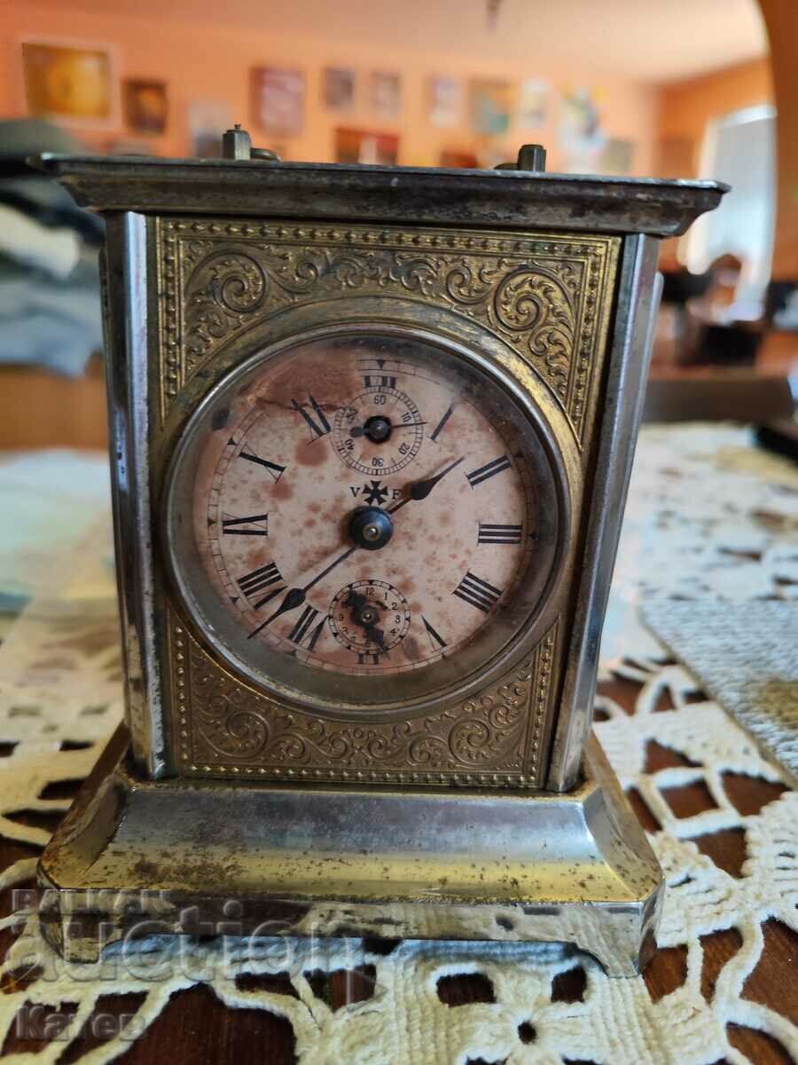 Joker table clock antique