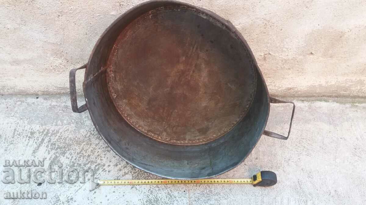 OLD SOLID METAL TRAY FOR LAMB, LUTENICE, ETC.