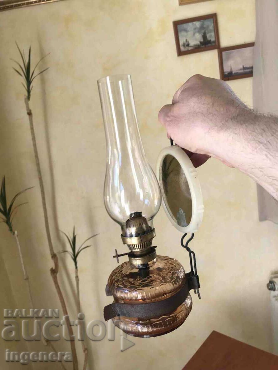 Auction  GAS LAMP ANTIQUE HEALTHY LANTERN LAMP GLASS FOIL