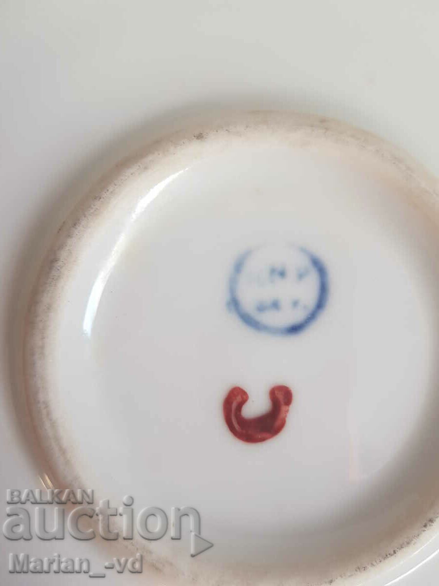 Голяма порцеланова чиния и солник - 7 Голяма порцеланова чиния и солник - 7