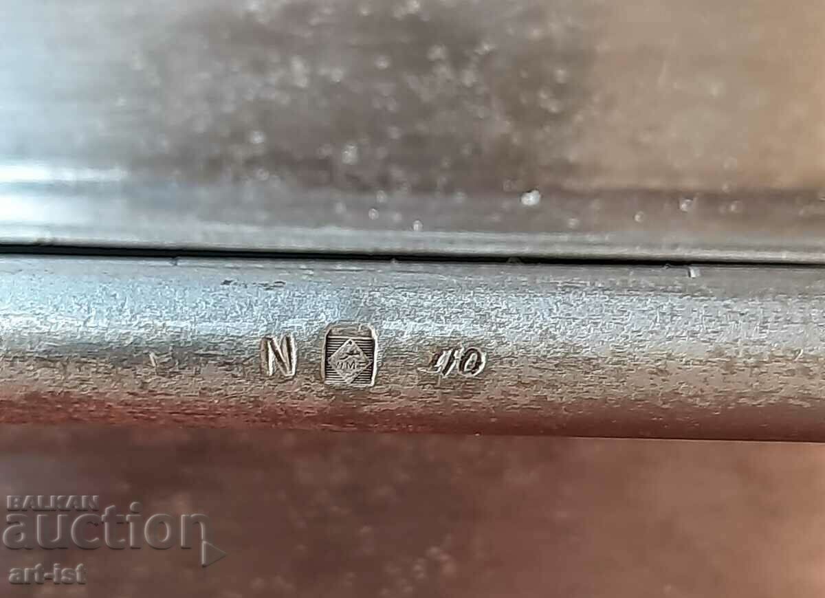 Доставка на Уникален Викториански WMF около 1880 г Доставка на Уникален Викториански WMF около 1880 г