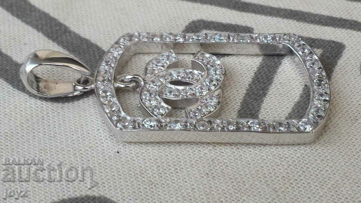 Delivery of NEW RHODIUM-PLATED SILVER CHANEL PENDANT 8.82 g / 925 Grade Delivery of NEW RHODIUM-PLATED SILVER CHANEL PENDANT 8.82 g / 925 Grade