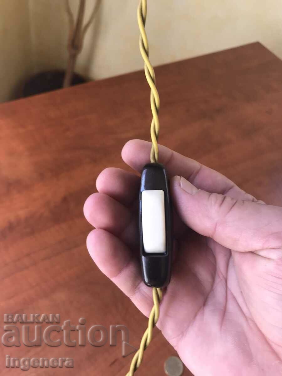 Auction EL.KEY LAZY RETRO BAKELITE Auction EL.KEY LAZY RETRO BAKELITE