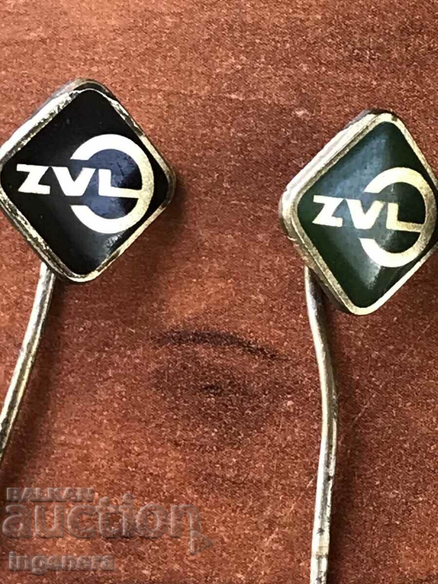 Auction BADGE BADGES OF DIFFERENT YEARS AND COLORS Auction BADGE BADGES OF DIFFERENT YEARS AND COLORS