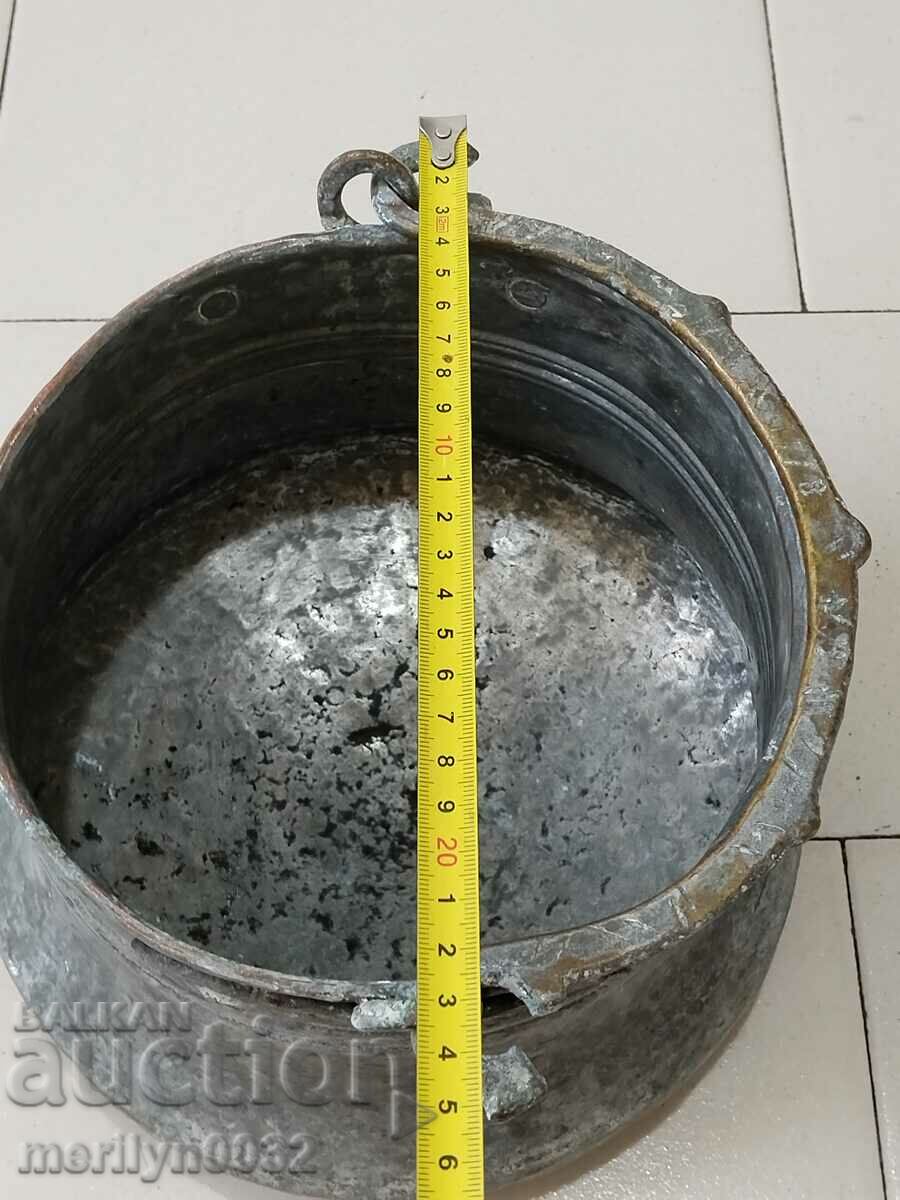 Delivery of Old copper coin, copper, copper coin Delivery of Old copper coin, copper, copper coin