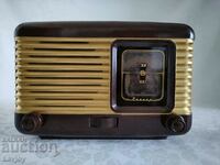 Old Pioneer tube radio