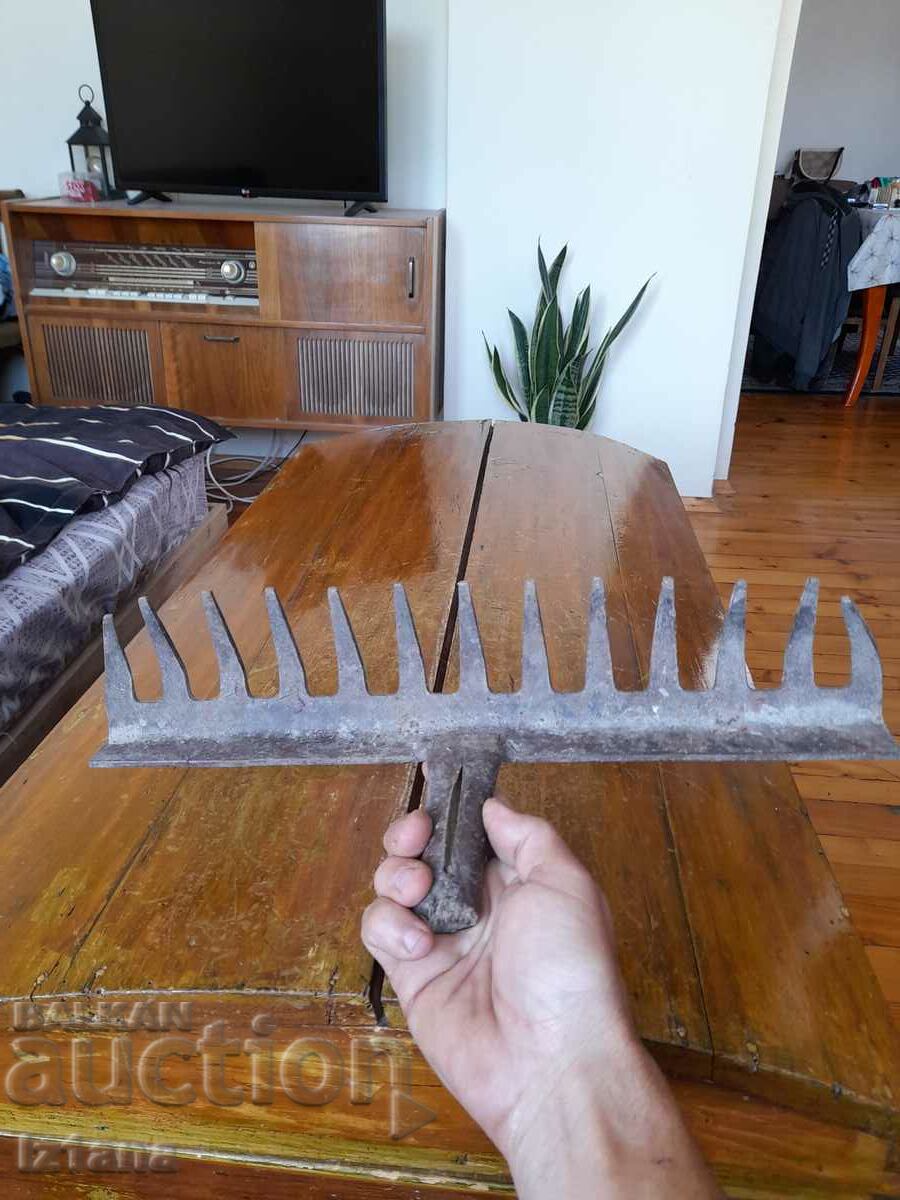 Auction Ancient oar Auction Ancient oar