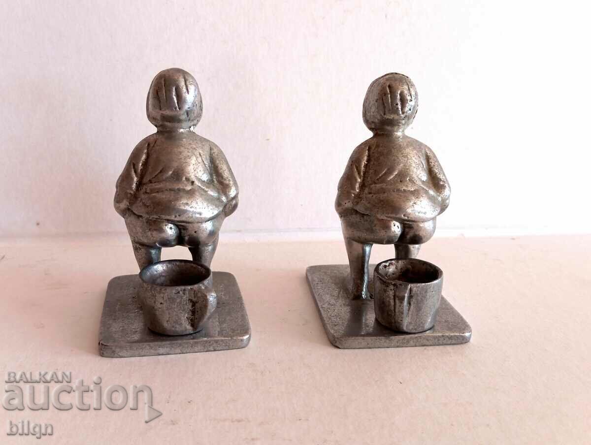Auction Great Old Collectible Figures - Children On Pots Auction Great Old Collectible Figures - Children On Pots