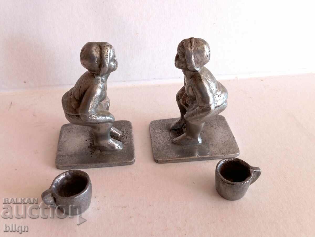Delivery of Great Old Collectible Figures - Children On Pots