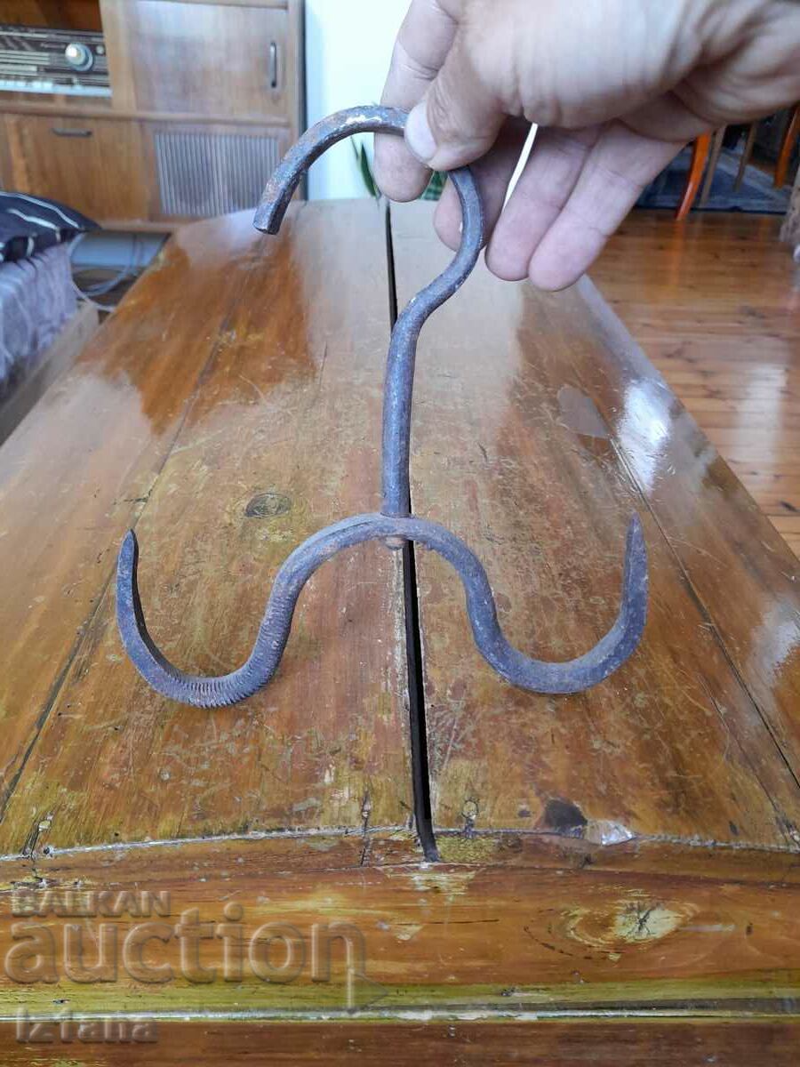 Delivery of Old hook, hook Delivery of Old hook, hook