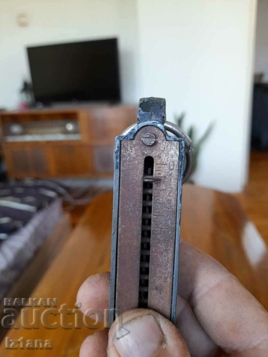 Old Ax, Ax - 7 Old Ax, Ax - 7