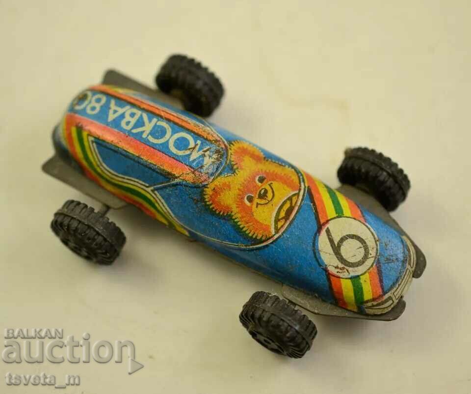 Mașină de curse din tablă de raliu al URSS, Jocurile Olimpice 1980 cu preț € 5.00 | 9.78 BGN