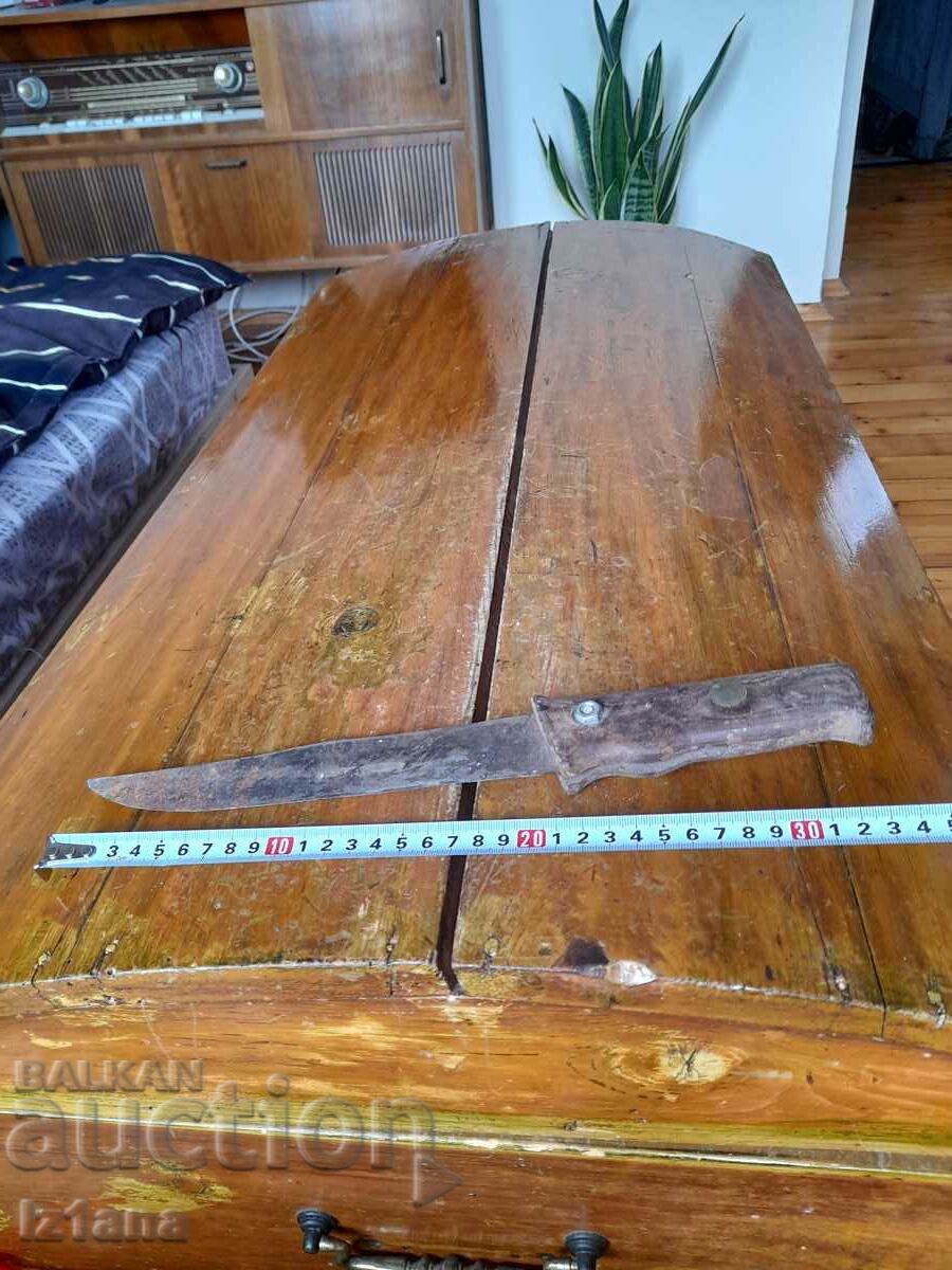 Стар нож с цена 22.00 лв. | € 11.25 Стар нож с цена 22.00 лв. | € 11.25