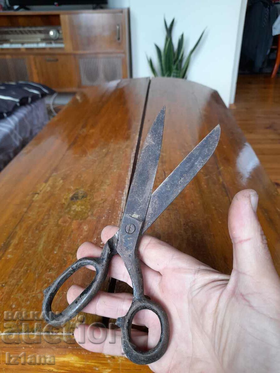 Δημοπρασία Παλιό ψαλίδι, ψαλίδι