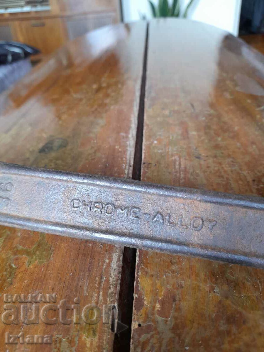 Auction Old 32/36 spanner Auction Old 32/36 spanner