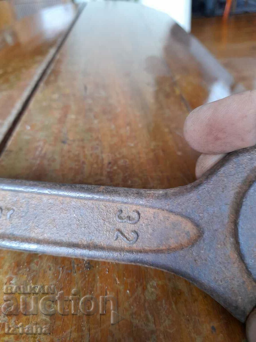 Old 32/36 spanner - 5 Old 32/36 spanner - 5