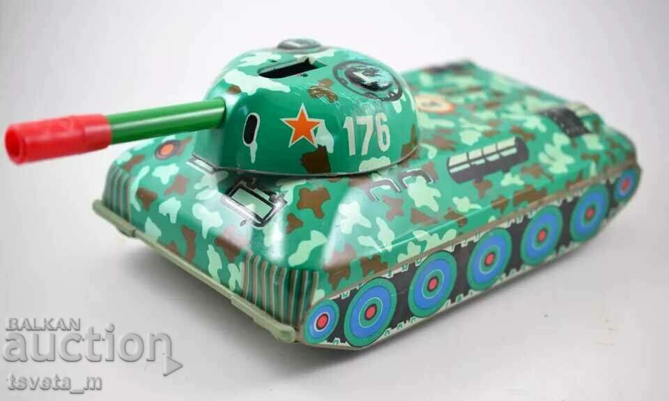 Δημοπρασία Τσιγκένιο δοχείο παιχνιδιών ΕΣΣΔ παιδικά παιχνίδια soc Δημοπρασία Τσιγκένιο δοχείο παιχνιδιών ΕΣΣΔ παιδικά παιχνίδια soc